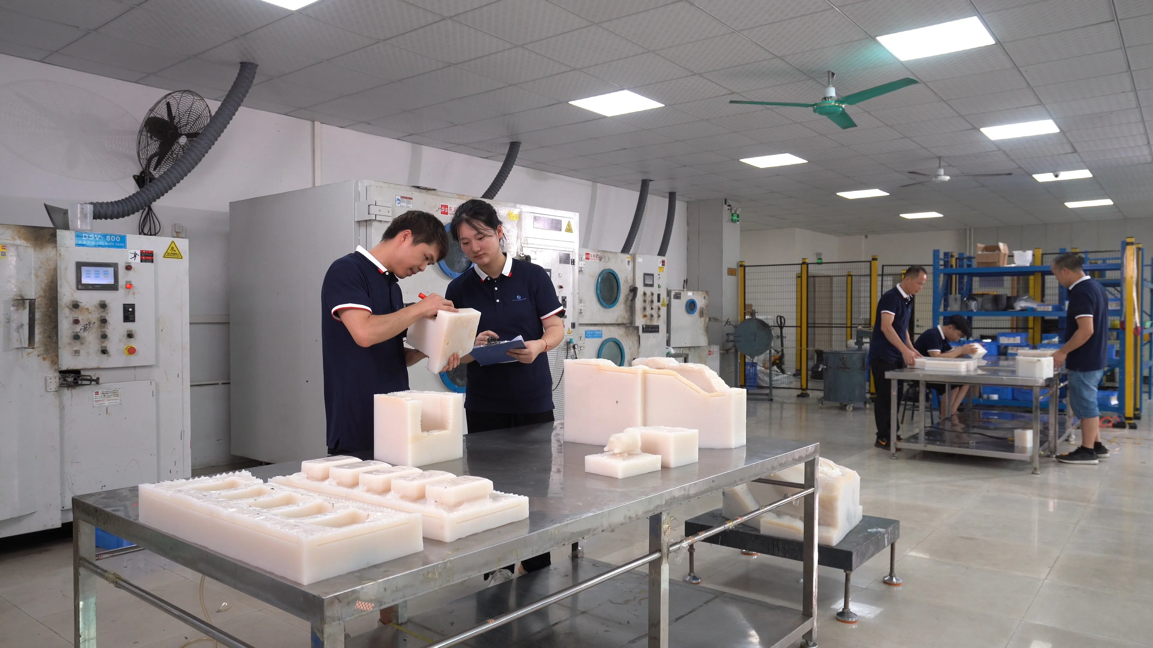 CNC machined metal part