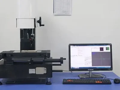 Two-dimensional-image-measuring-instrument